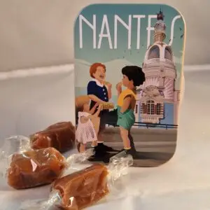 Caramels au beurre salé de Guérande boîte comptoir Tour LU®