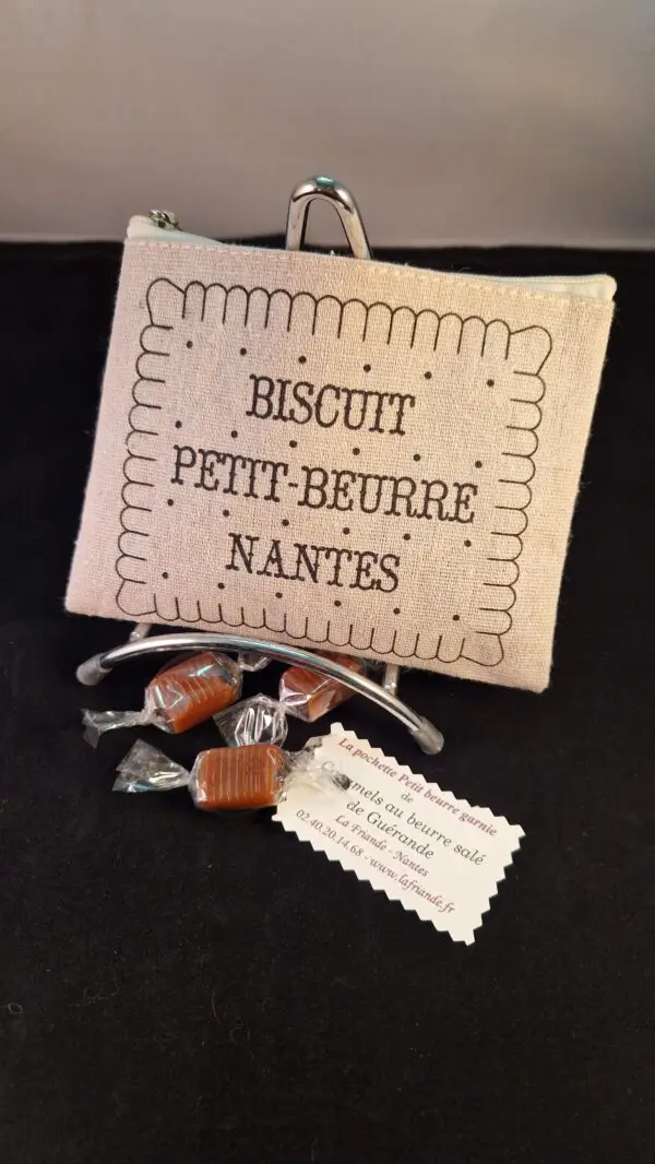 Trousse Petit beurre garnie de caramels au beurre salé de Guérande